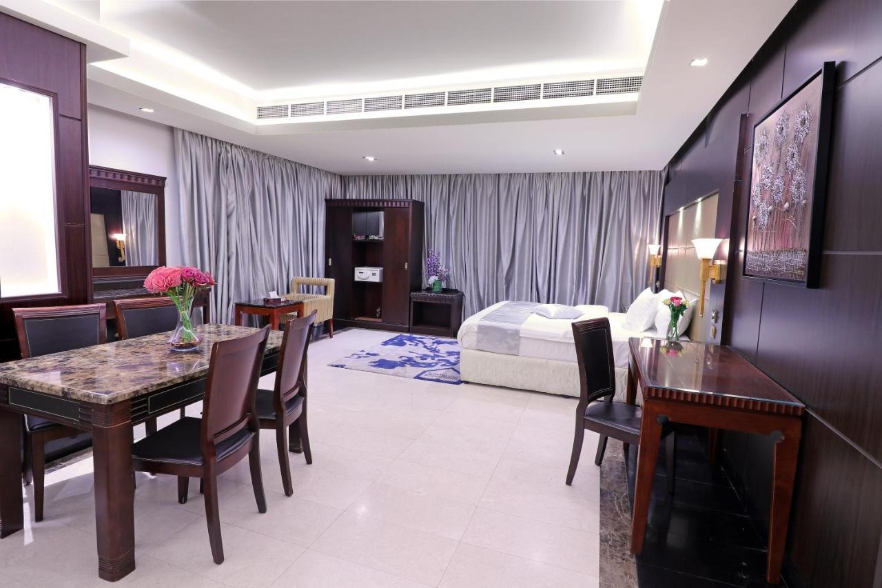 Orans Suites 4 เจดดาห์ ภายนอก รูปภาพ